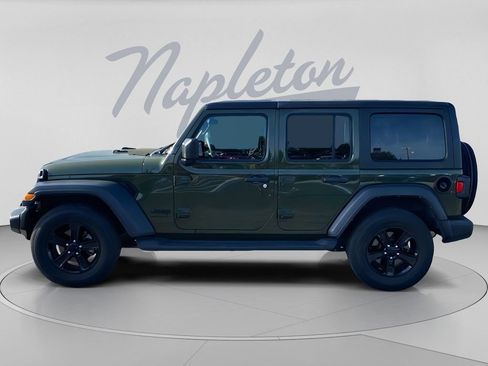 Used 2023 Jeep Wrangler Unlimited Sport AWD/4WD image 5