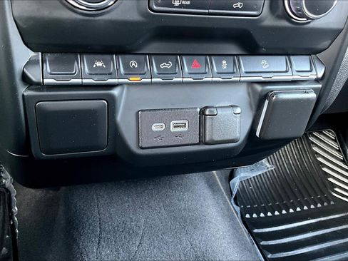 Used 2023 Chevrolet Silverado 1500 Custom Trail Boss image 29