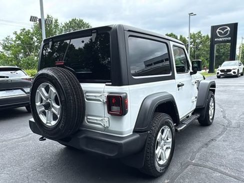 Used 2021 Jeep Wrangler Sport AWD/4WD image 5