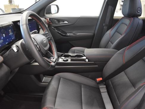 Used 2026 Chevrolet Equinox RS w/ LPO, Floor Liner Package AWD/4WD image 22