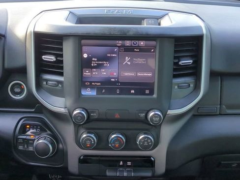 Used 2022 RAM 1500 Big Horn AWD/4WD image 18