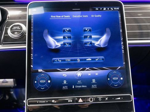 Used 2024 Mercedes-Benz Maybach S 580 4MATIC image 18