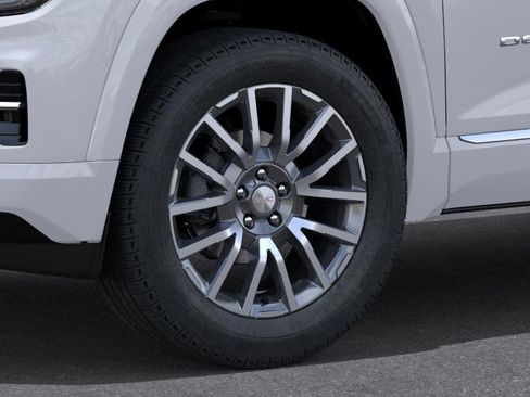 New 2026 GMC Terrain Denali w/ LPO, Floor Liner Package image 9