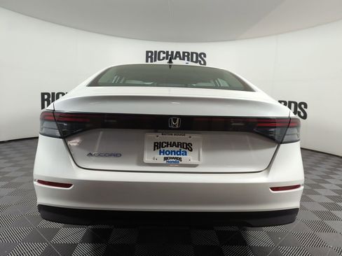 New 2026 Honda Accord SE image 4