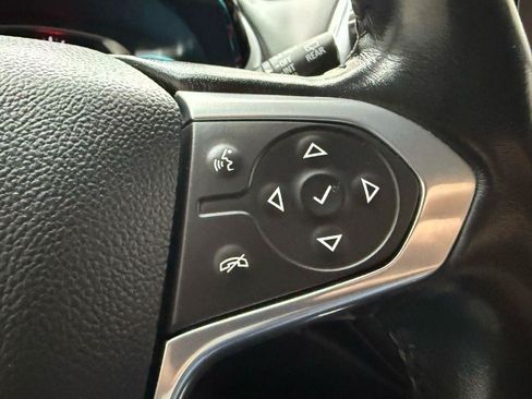 Used 2021 Chevrolet Traverse LT AWD/4WD image 14