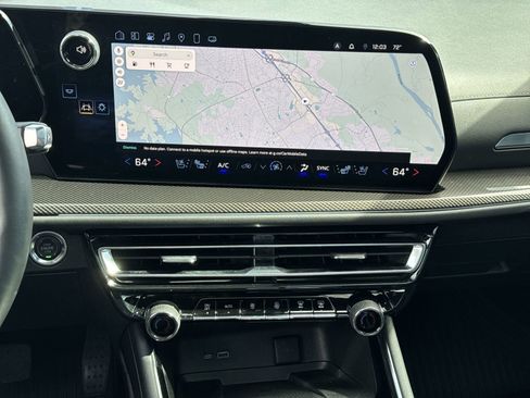 Used 2025 Chevrolet Traverse High Country w/ LPO, Floor Liner Package image 30