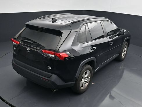 Used 2020 Toyota RAV4 XLE w/ Convenience Package AWD/4WD image 15