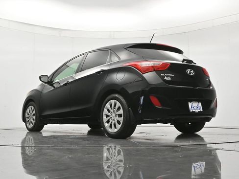 Used 2016 Hyundai Elantra GT FWD image 41