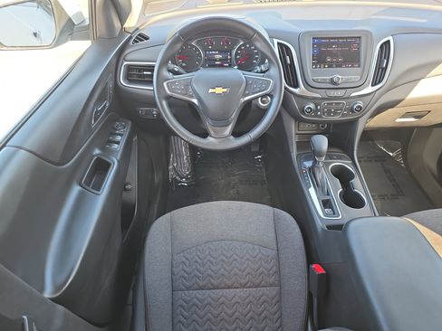 Used 2024 Chevrolet Equinox LT image 18