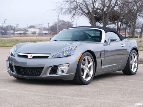 Used 2007 Saturn Sky Red Line image 6