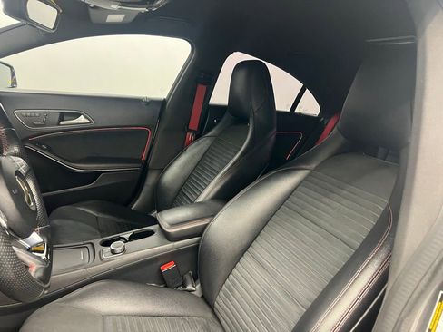 Used 2015 Mercedes-Benz CLA 250 image 8