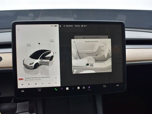 Used 2023 Tesla Model 3 Standard Range image 14