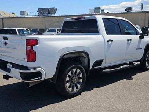 Used 2022 Chevrolet Silverado 3500 LT w/ All Star Edition AWD/4WD image 9