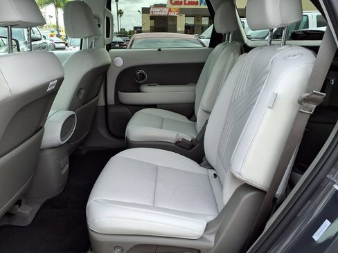 New 2026 Hyundai Palisade SE FWD image 7