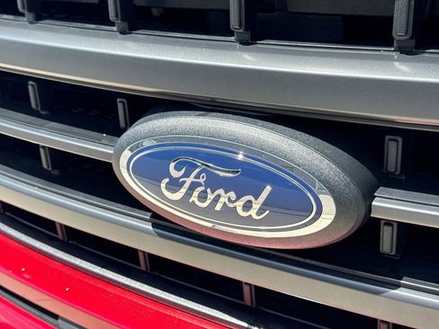 Certified 2021 Ford F150 Lariat w/ Equipment Group 502A High AWD/4WD image 13