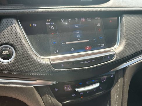 Used 2019 Cadillac XT5 Luxury AWD/4WD image 18