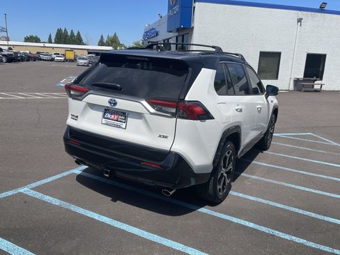 Used 2021 Toyota RAV4 XSE w/ Weather Package AWD/4WD image 5