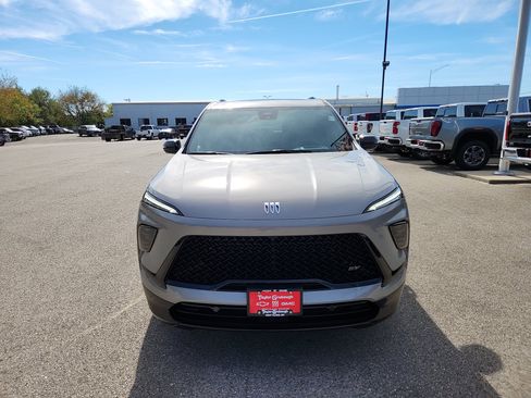 New 2026 Buick Enclave Sport Touring image 4