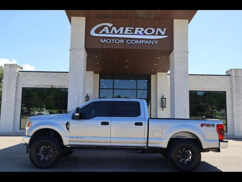 Used 2022 Ford F250 XLT w/ FX4 Off-Road Package AWD/4WD image 1