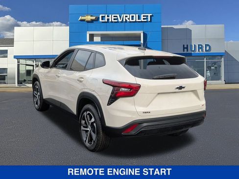 New 2026 Chevrolet Trax RS w/ Sunroof Package image 6