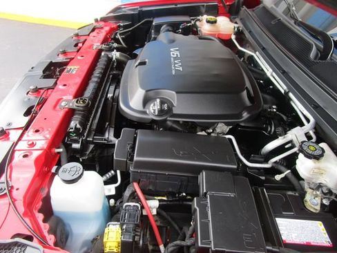 Used 2018 Chevrolet Colorado Z71 AWD/4WD image 10