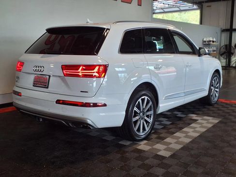 Used 2019 Audi Q7 3.0T Premium Plus w/ Premium Plus Package AWD/4WD image 9