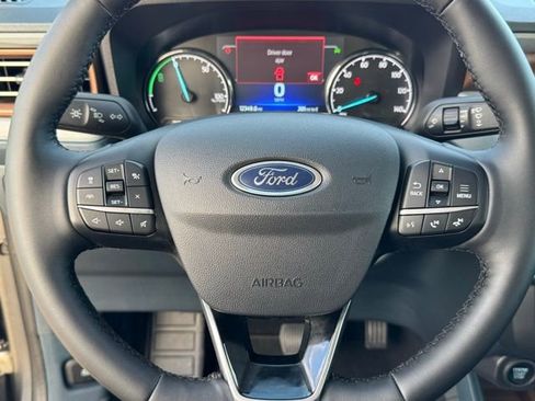 Used 2024 Ford Maverick Lariat image 22