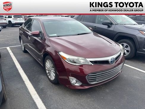 Used 2014 Toyota Avalon Limited w/ Technology Package FWD image 1