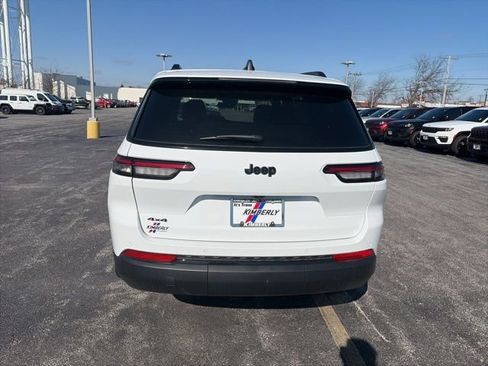 New 2025 Jeep Grand Cherokee L Altitude AWD/4WD image 4