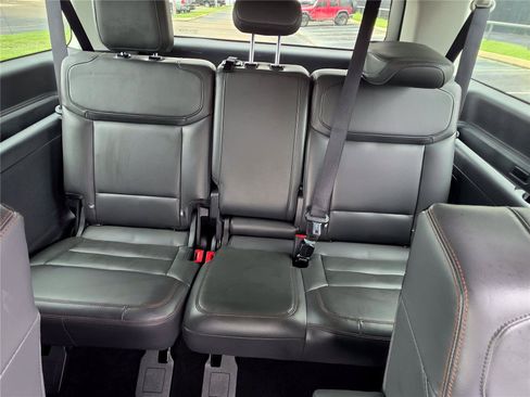 Used 2025 Ford Expedition Max Active AWD/4WD image 31