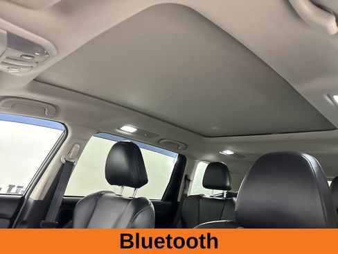 Used 2022 Subaru Ascent Limited w/ Technology Package image 12