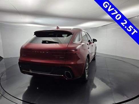 Used 2023 Genesis GV70 2.5T w/ Advanced Package image 15