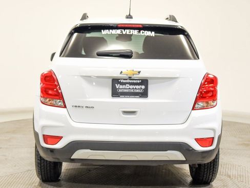 Used 2022 Chevrolet Trax LT w/ LT Convenience Package image 10