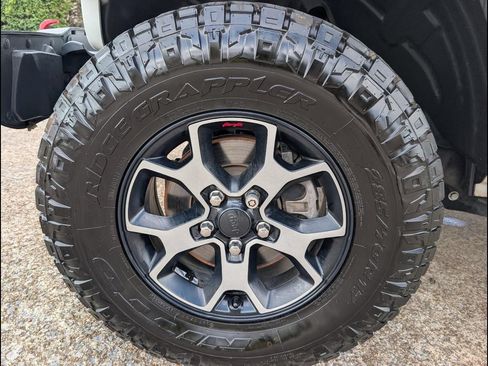 Used 2019 Jeep Wrangler Unlimited Rubicon AWD/4WD image 25