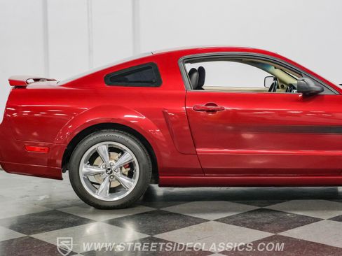 Used 2007 Ford Mustang GT image 27
