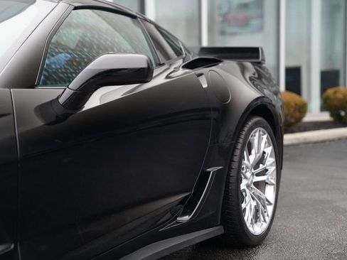 Used 2017 Chevrolet Corvette Z06 image 19