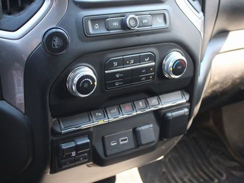 Used 2021 GMC Sierra 2500 4x4 Crew Cab w/ Convenience Package image 23