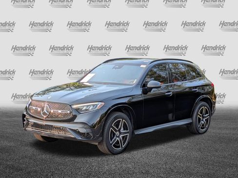 Certified 2025 Mercedes-Benz GLC 300 4MATIC image 5