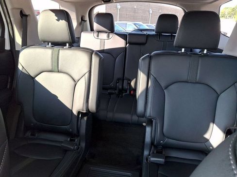 Used 2023 Honda Pilot EX-L image 13