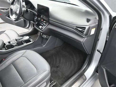 Used 2021 Hyundai Ioniq Limited image 17