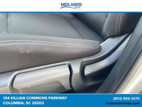Used 2024 Nissan Rogue S FWD image 14