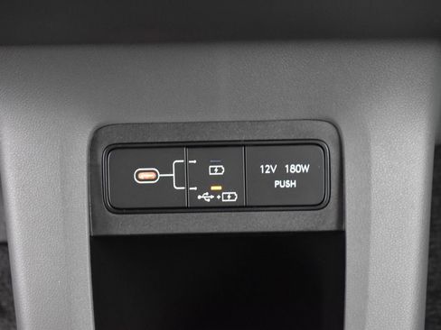 New 2025 Hyundai Ioniq 5 SEL image 16