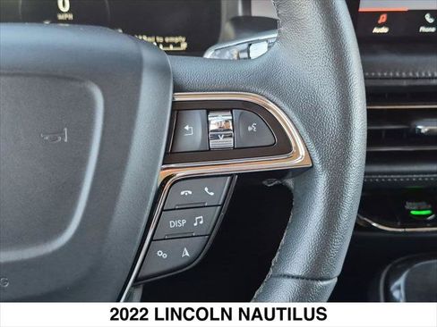 Certified 2022 Lincoln Nautilus FWD w/ Premium Package image 15