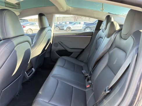 Used 2025 Tesla Model 3 Long Range image 30
