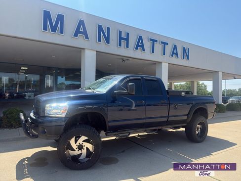 Used 2008 Dodge Ram 2500 Truck SLT w/ Trailer Tow Group AWD/4WD image 1