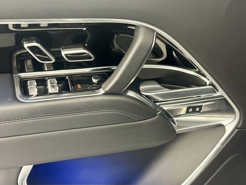 Used 2023 Land Rover Range Rover SE image 17