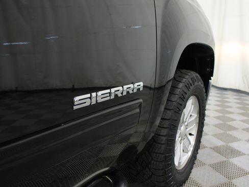 Used 2011 GMC Sierra 1500 SLE w/ Power Tech Package AWD/4WD image 23
