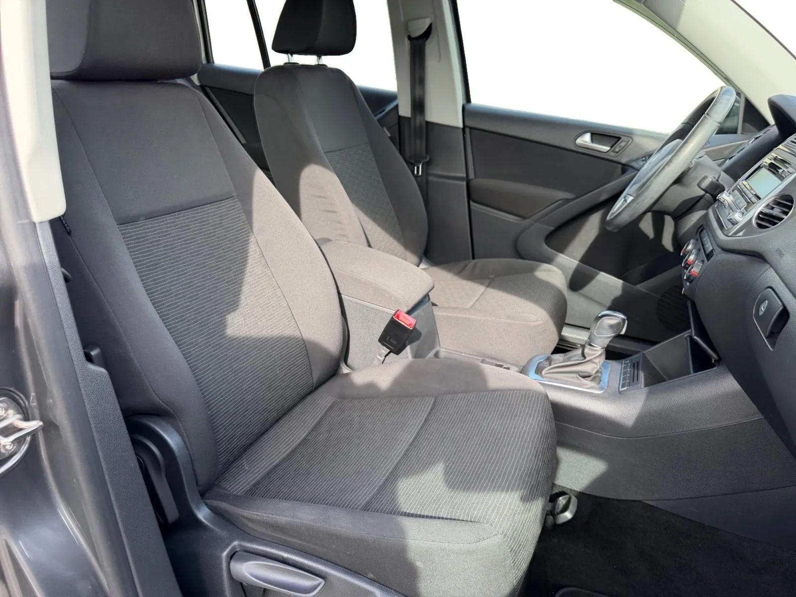 Used 2014 Volkswagen Tiguan R-Line AWD/4WD image 18