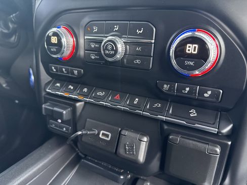 Used 2020 GMC Sierra 1500 SLT w/ SLT Premium Plus Package image 28