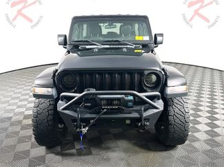 Used 2020 Jeep Wrangler Unlimited Sahara video 2